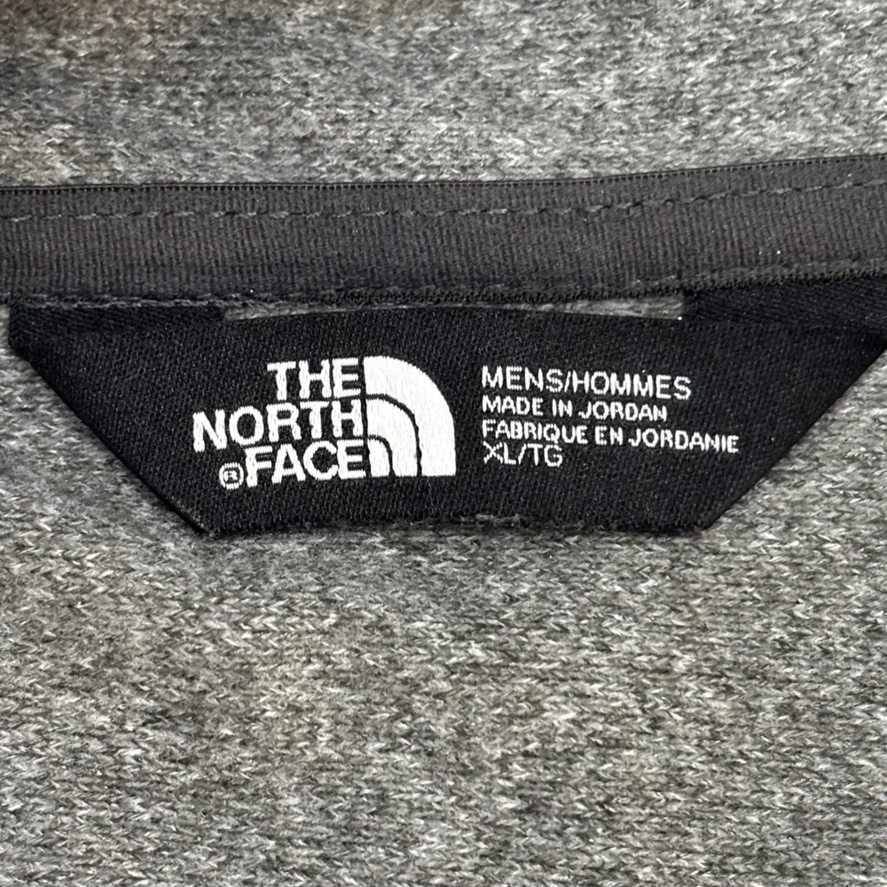 The North Face Mens XL Quarter Zip Pullover Heather Gray Performance‎ Shirt